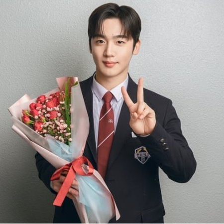 Recent activity shot of Kim Yohan (WEi)
