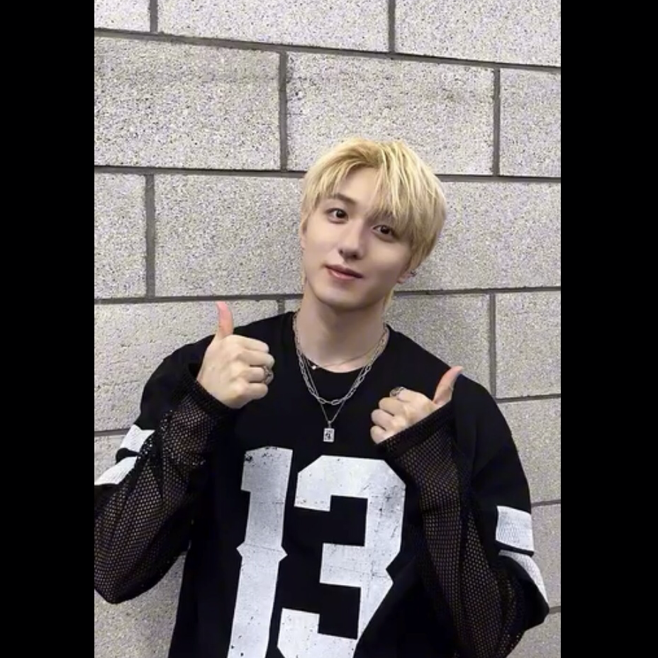 Latest photo of SF9