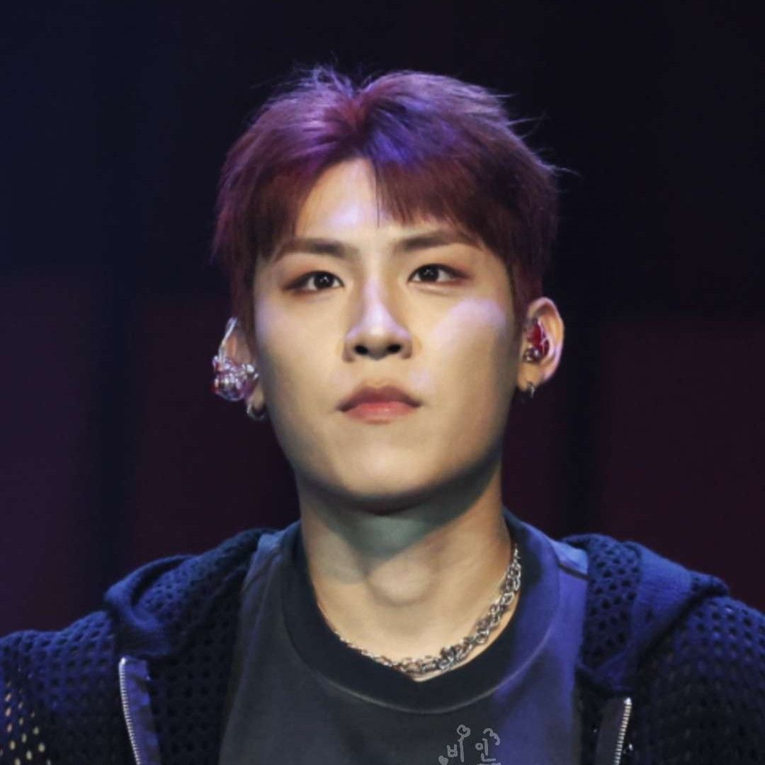 Behind-the-scenes cut of Park Woojin (AB6IX)