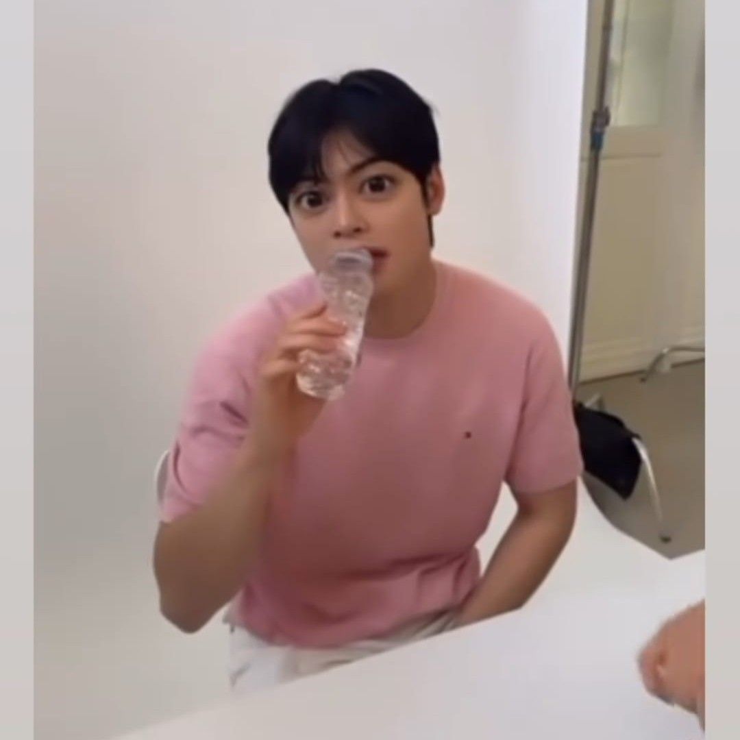 Latest photo of Eunwoo (ASTRO)