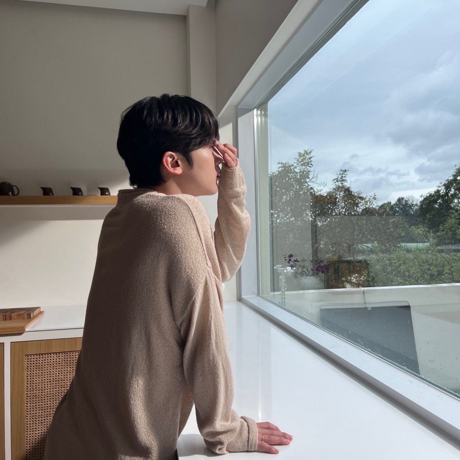 Behind-the-scenes cut of Kim Yohan (WEi)