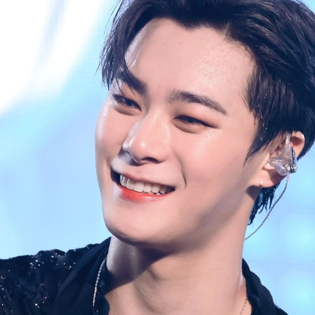 Recent activity shot of Moonbin (ASTRO)