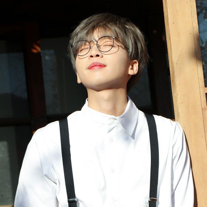 A moment captured by Jeong Sewoon's fan