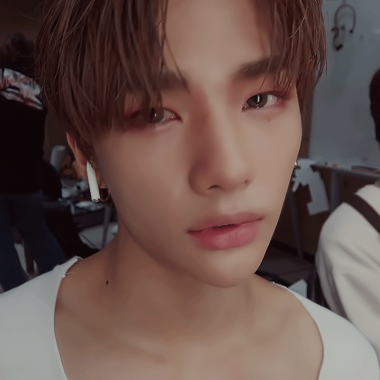 Behind-the-scenes cut of Hyunjin (Stray Kids)