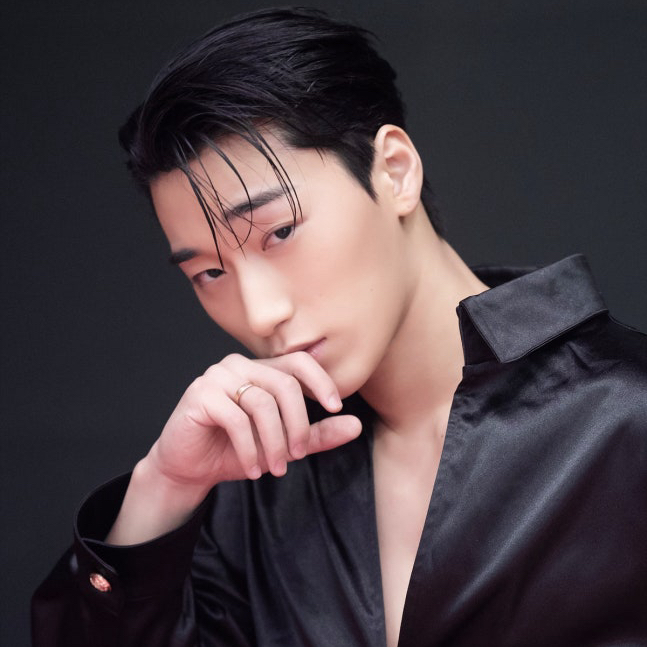 Behind-the-scenes cut of San (ATEEZ)