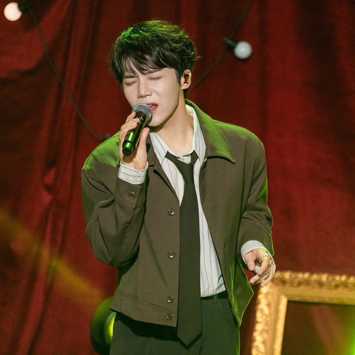 Behind-the-scenes cut of Jinho (PENTAGON)