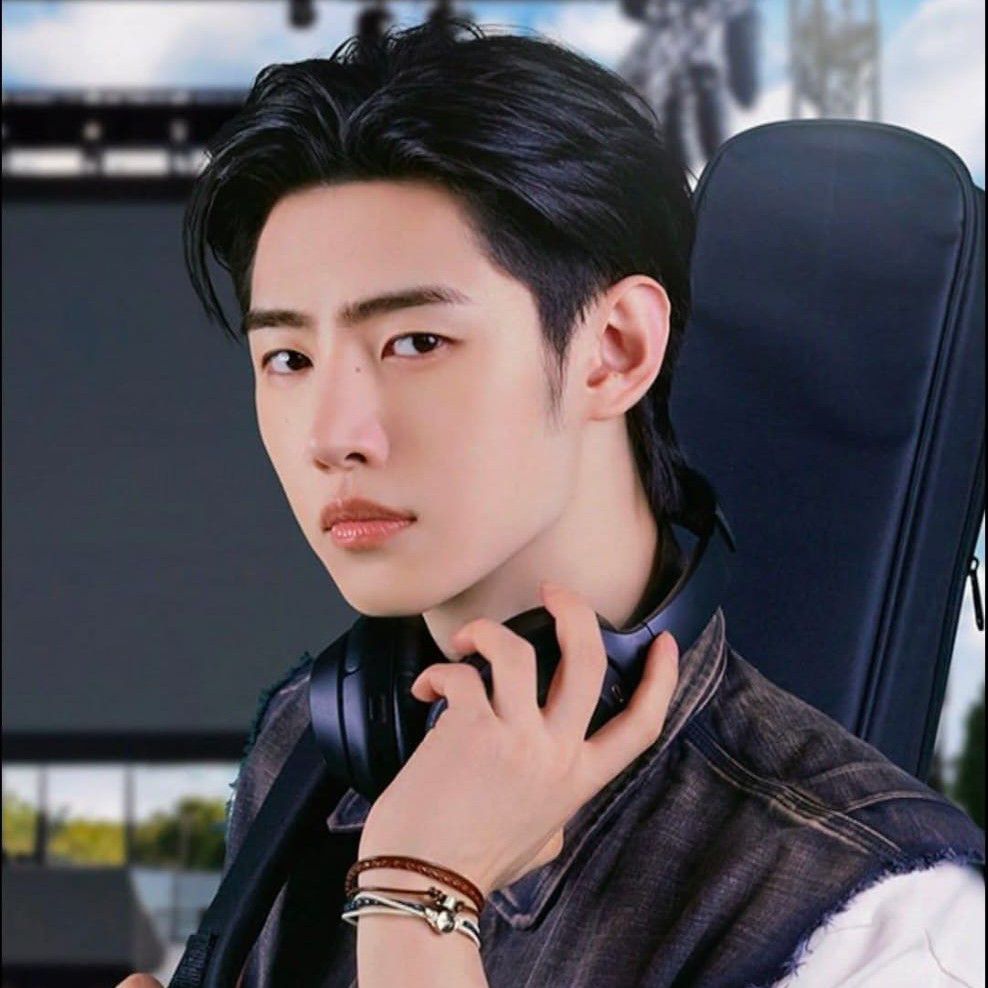 Potret di balik layar Sunghoon (ENHYPEN)