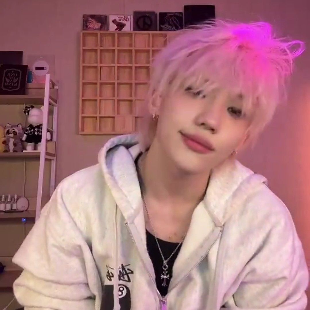 千晙赩 (TNX)的幕后花絮