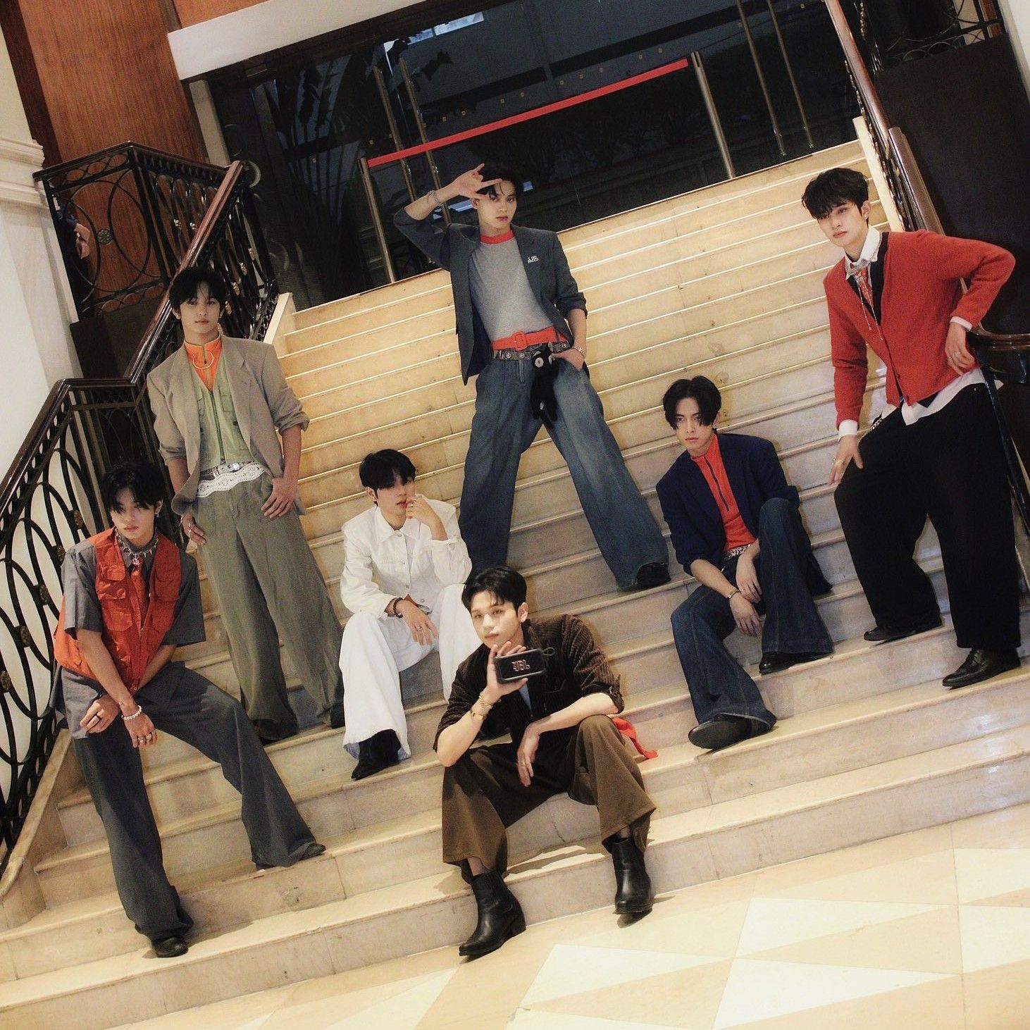 A moment captured by HORI7ON's fan