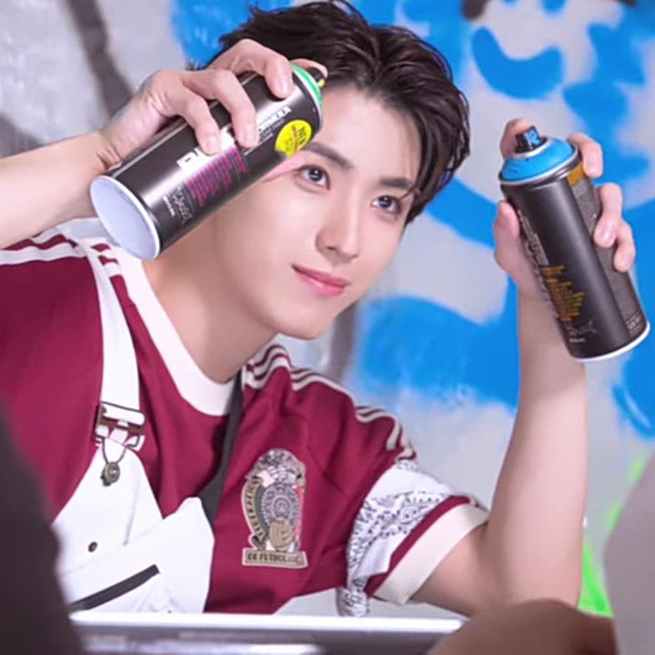 Recent activity shot of Yonghee (CIX)