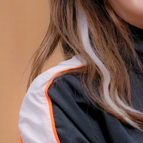Latest photo of Seeun (STAYC)