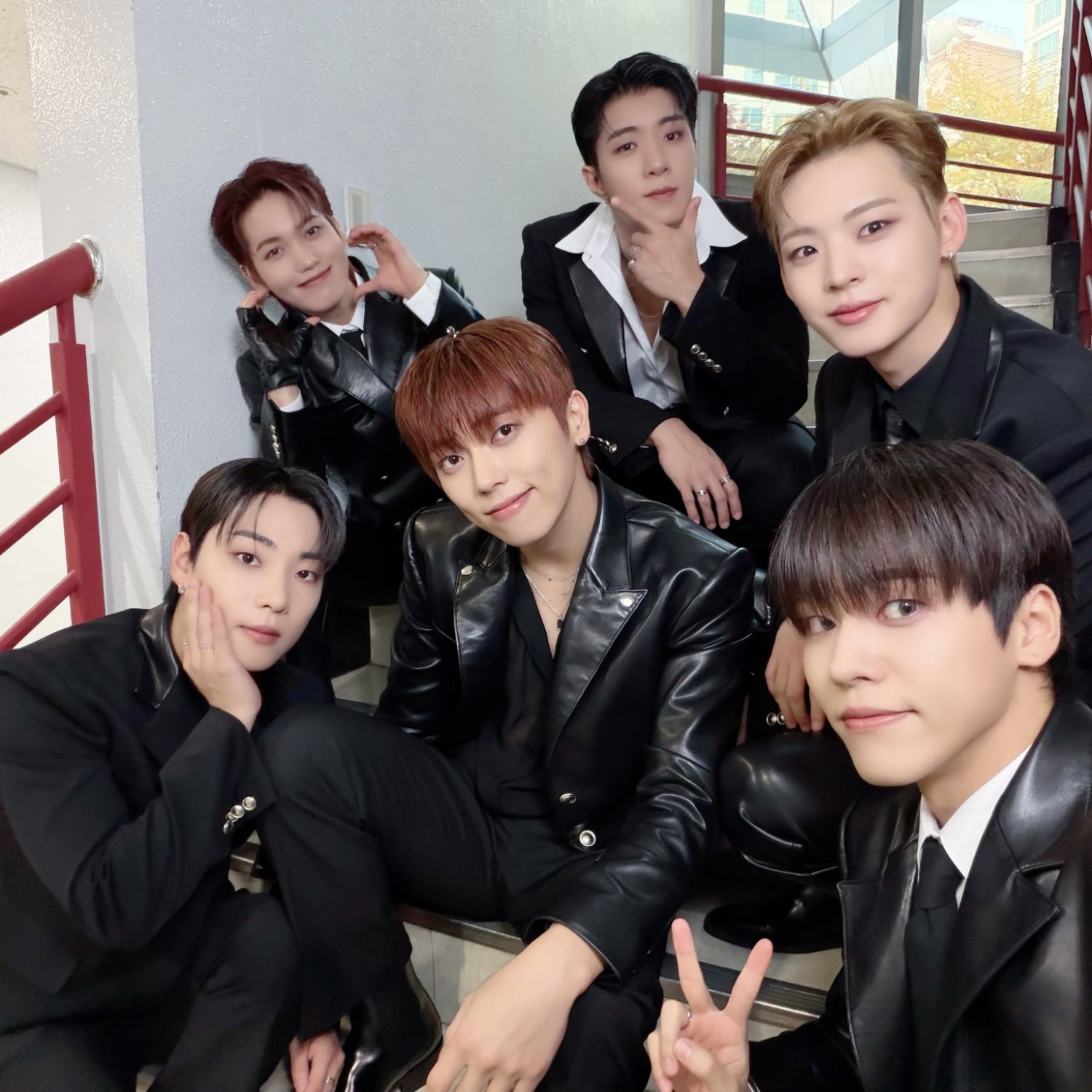 온앤오프의 최신 사진