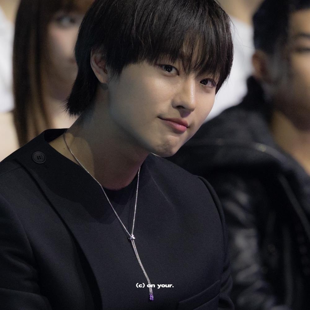 Behind-the-scenes cut of WOODZ