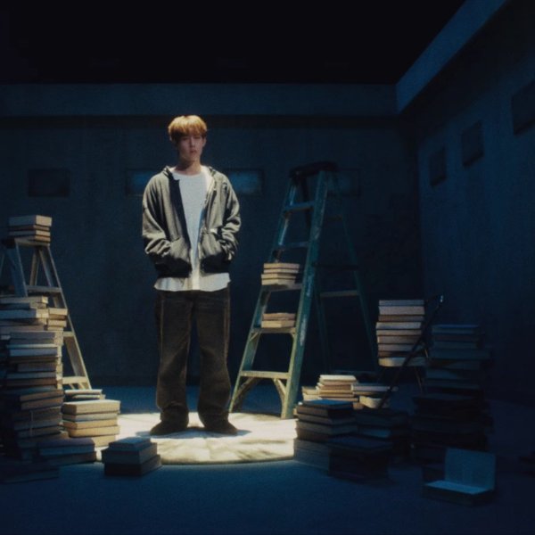 周宪 (MONSTA X)的最新照片