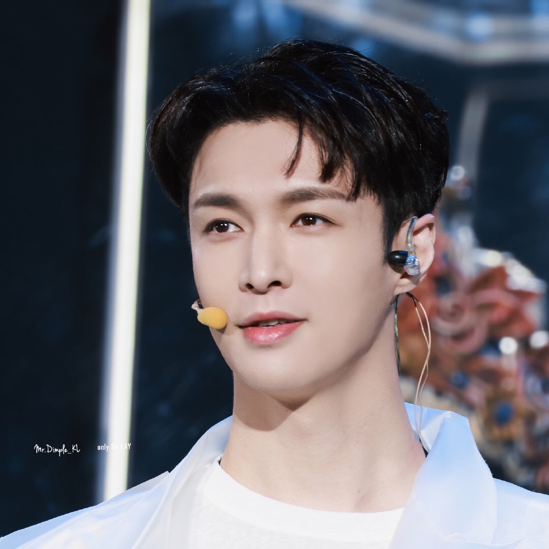 Recent activity shot of Lay (EXO)