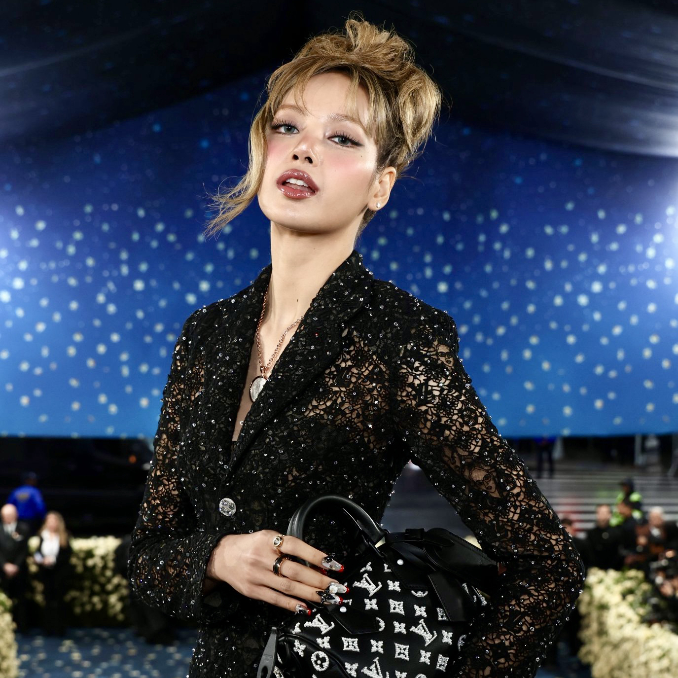 Lisa (BLACKPINK)的幕后花絮