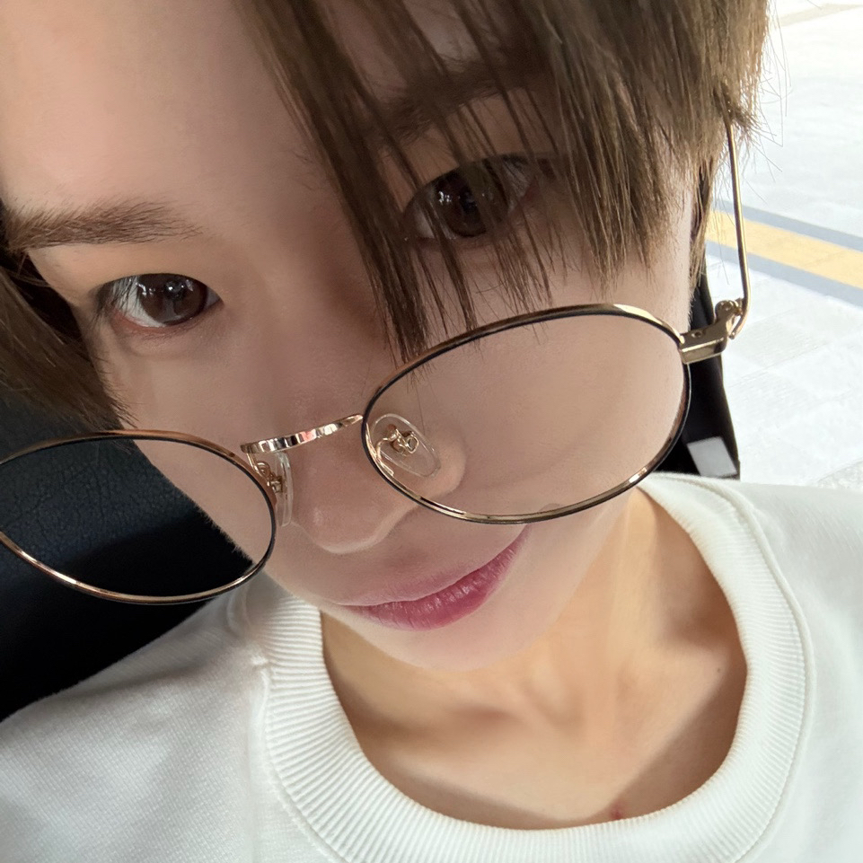 Recent activity shot of Kyungmin (TWS)