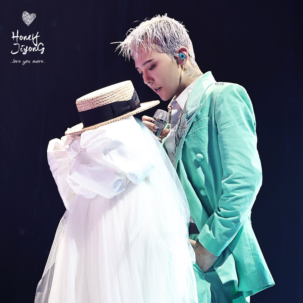 G-DRAGON (BIGBANG)的最新活動照片