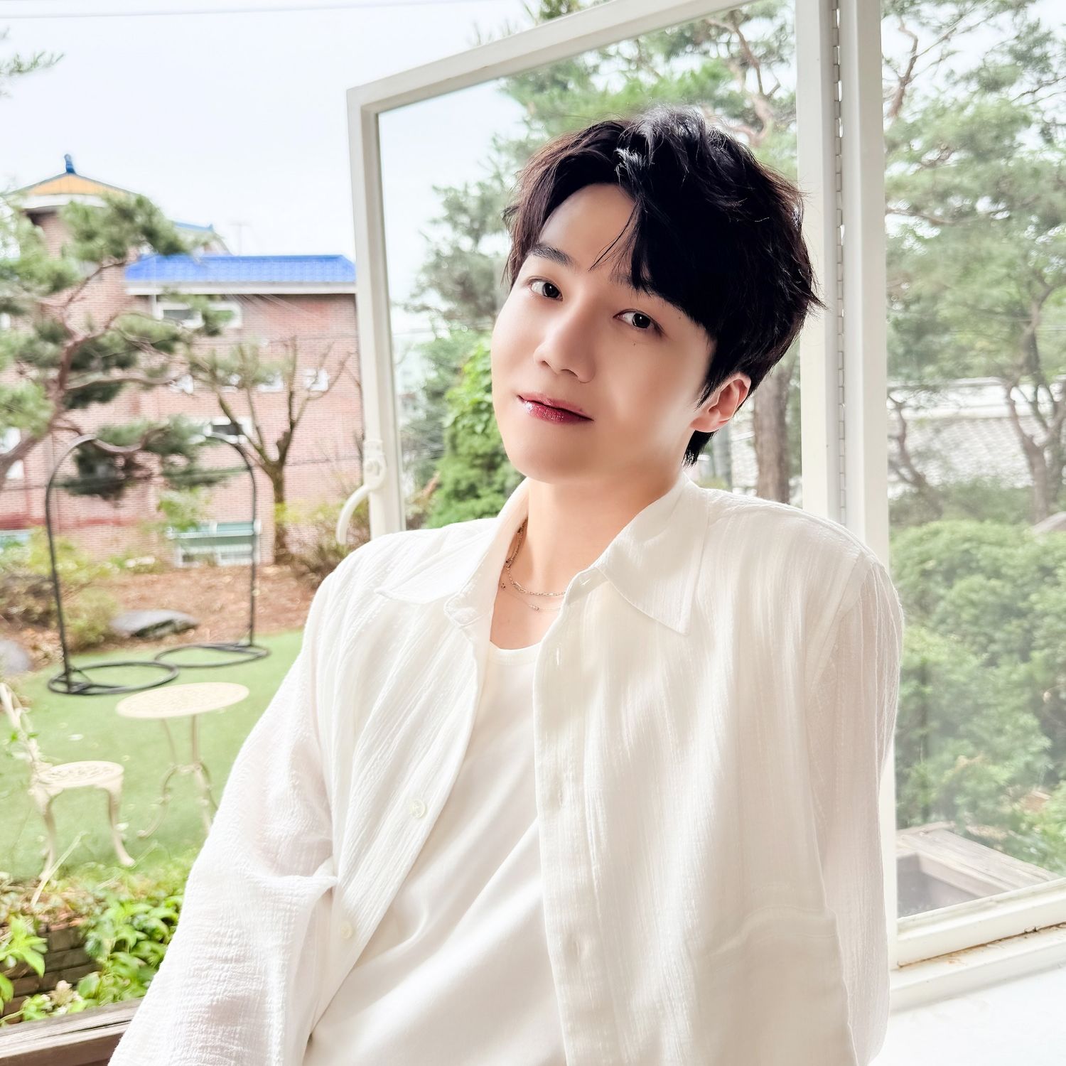 A moment captured by Jinho (PENTAGON)'s fan