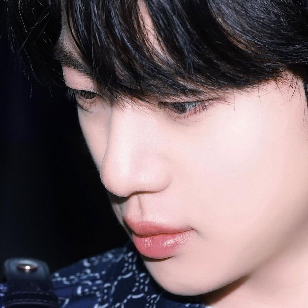 진 (방탄소년단) 최근 활동샷