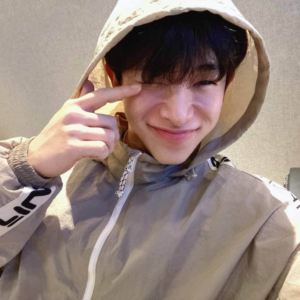 A moment captured by Wonho's fan