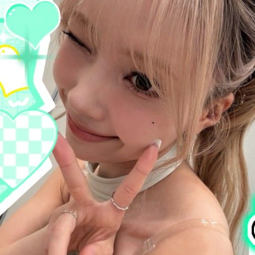 A moment captured by Mayuka (NiziU)'s fan