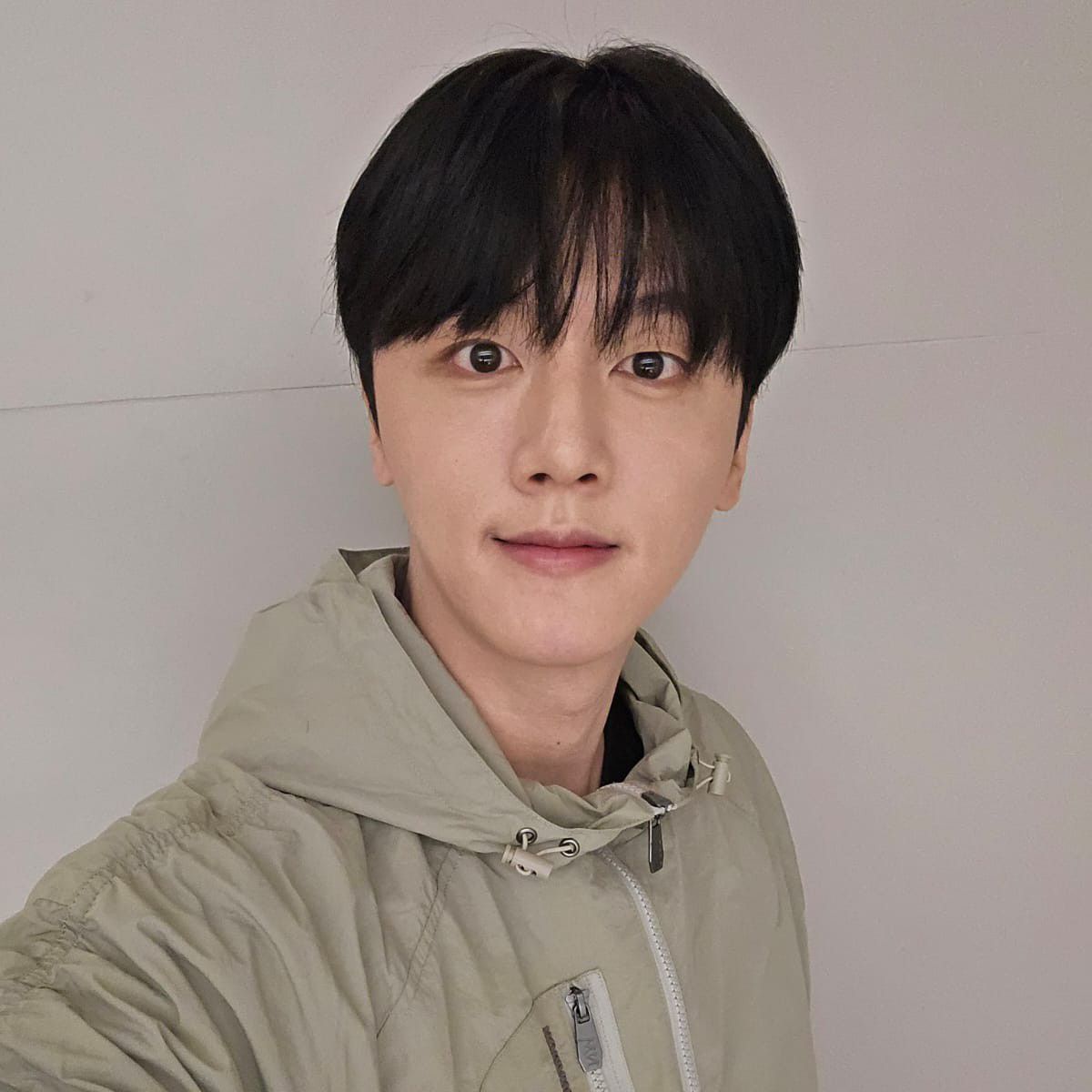Latest photo of Youngbin (SF9)