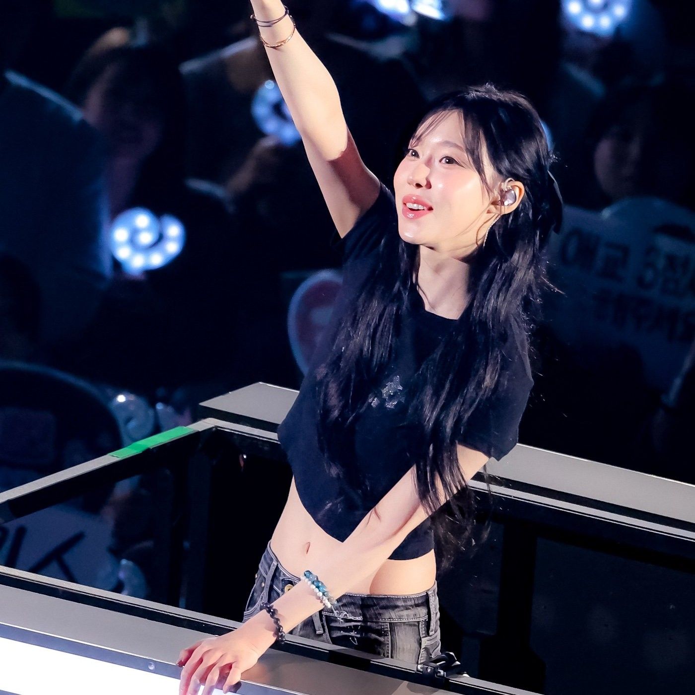 Recent activity shot of Winter (aespa)