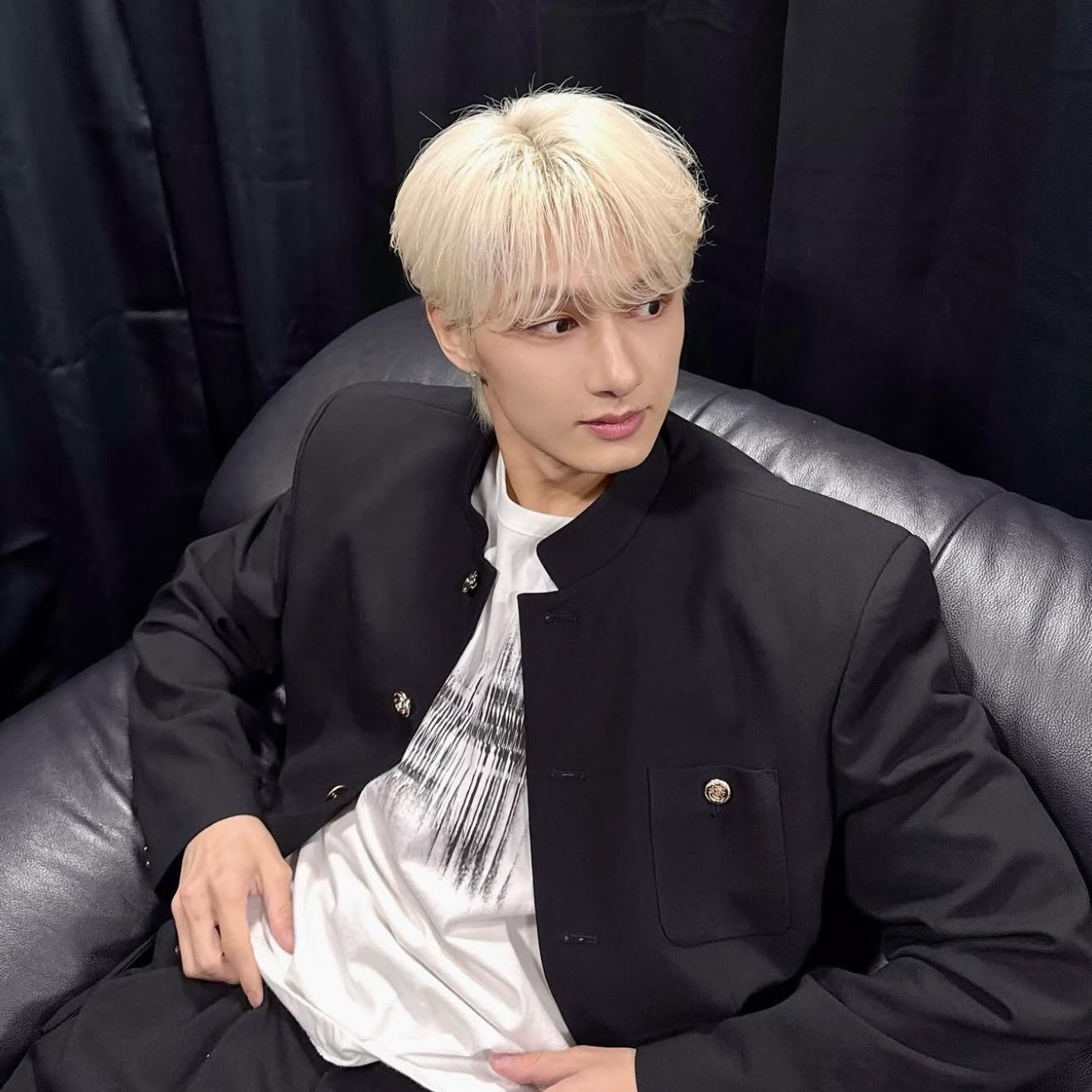 Recent activity shot of Jun (SEVENTEEN)