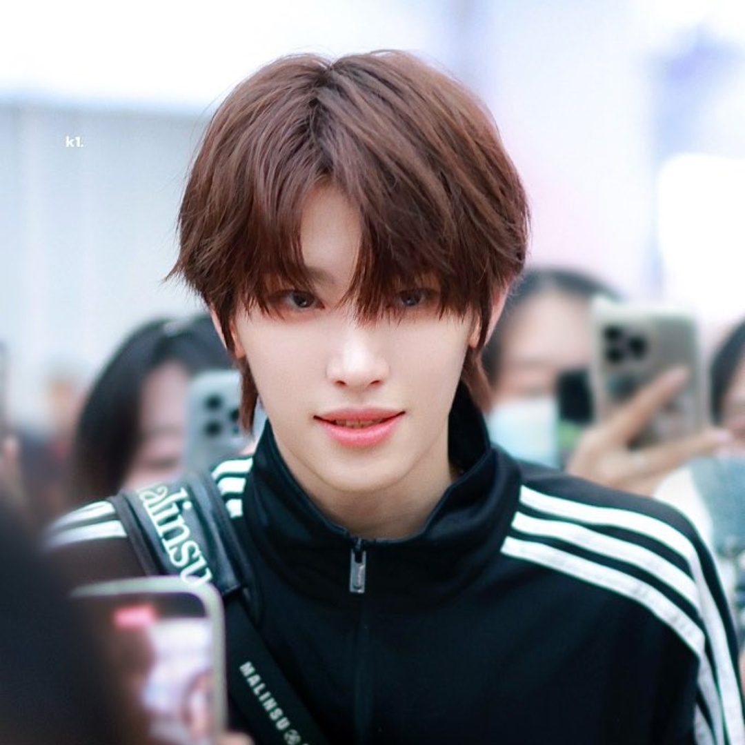 Behind-the-scenes cut of Chen Kaiwen