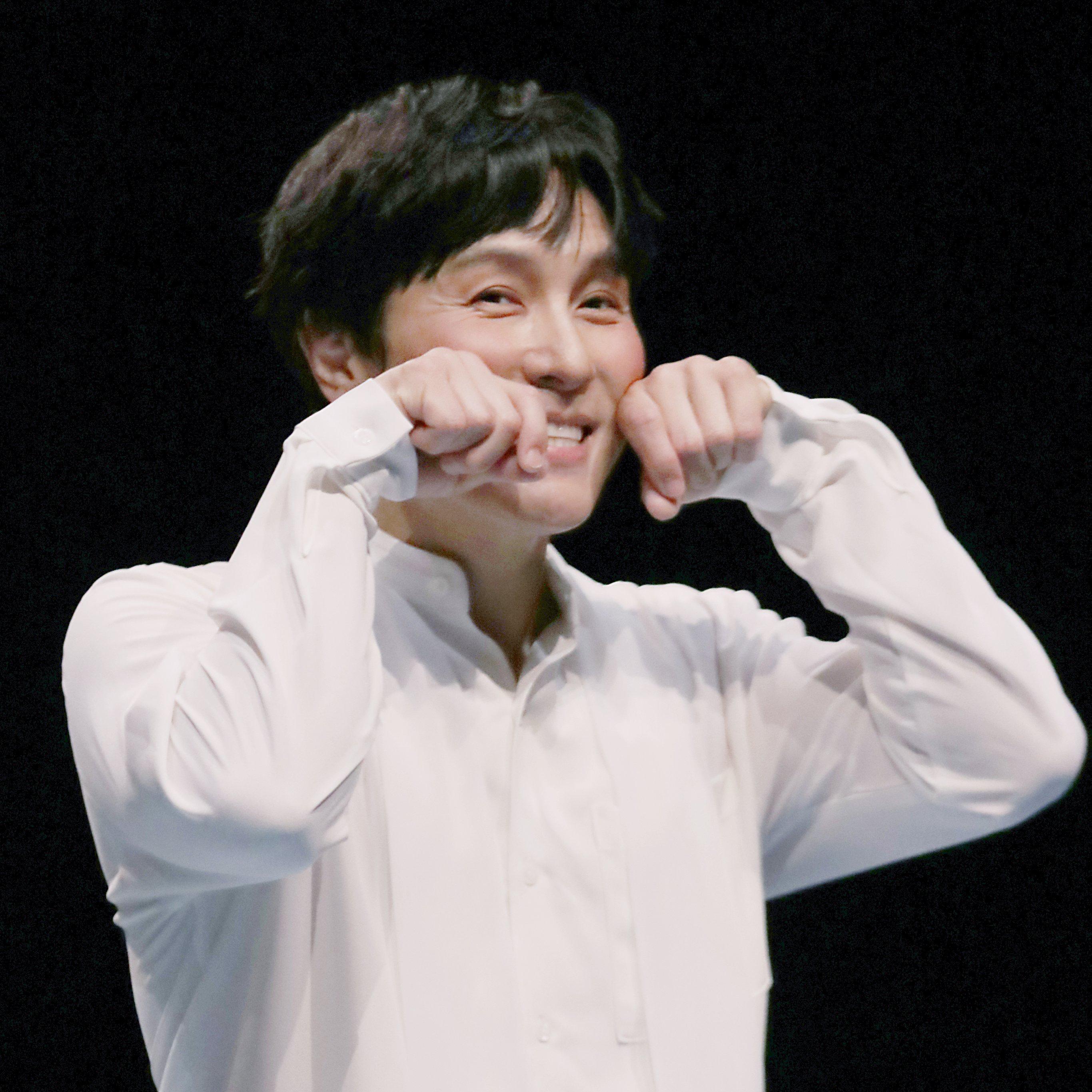 A moment captured by Kim Dongwan (SHINHWA)'s fan