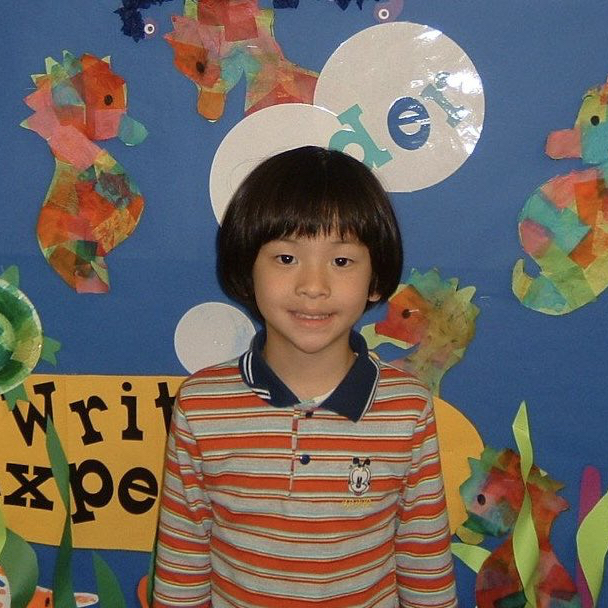Recent activity shot of Allen (CRAVITY)