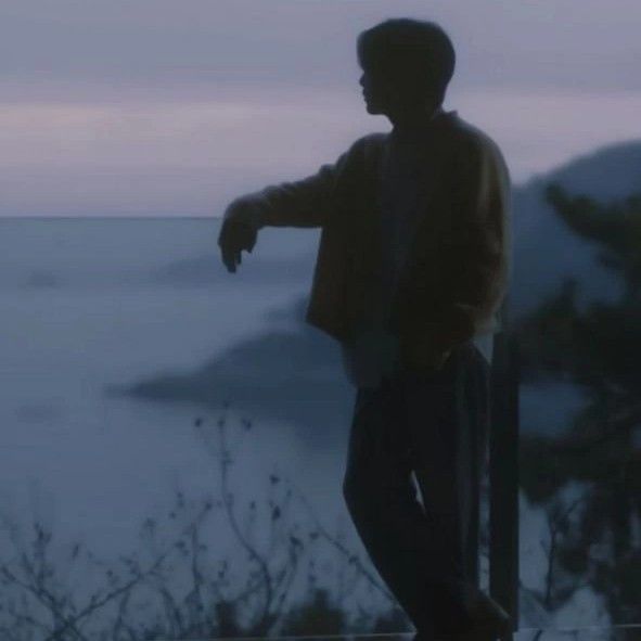 Behind-the-scenes cut of SUGA (BTS)