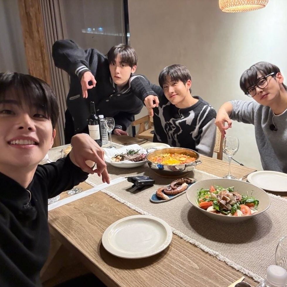 A moment captured by ASTRO's fan