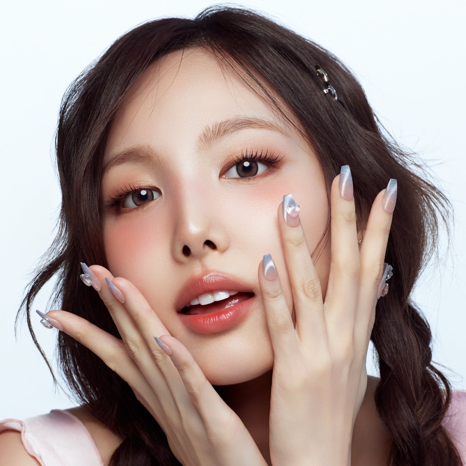 Latest photo of Nayeon (TWICE)