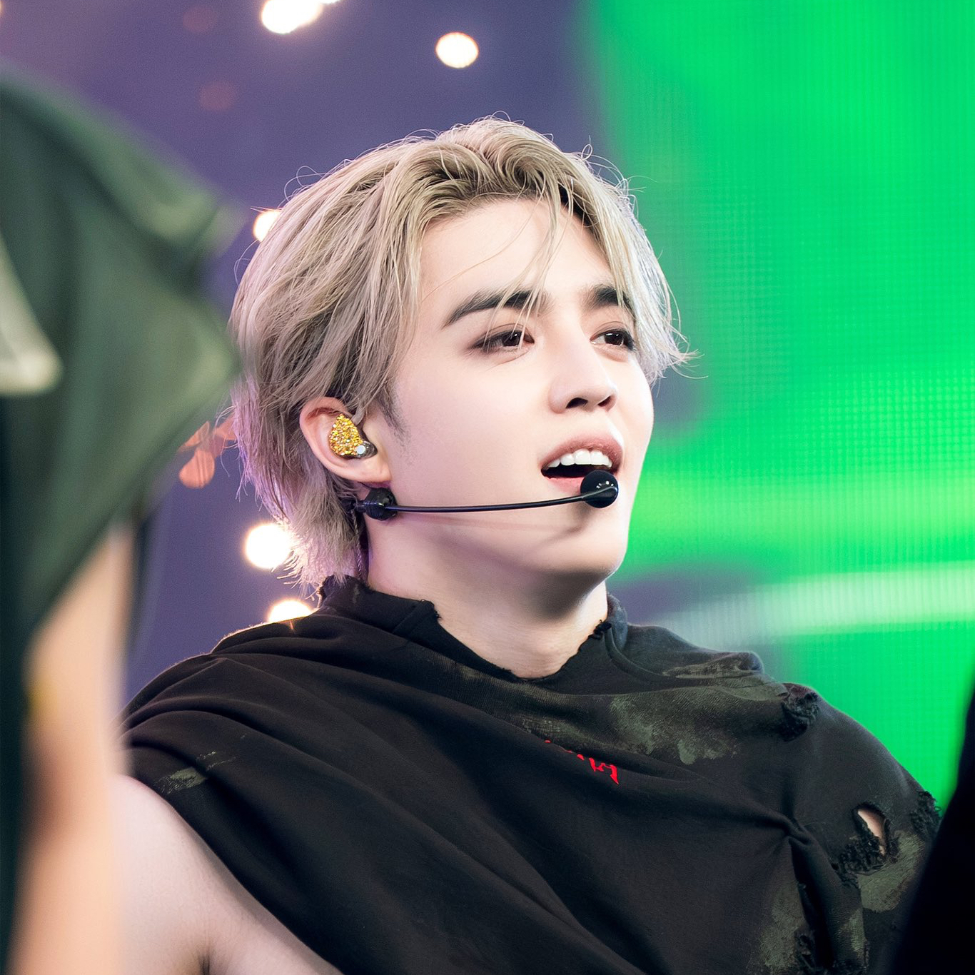 Recent activity shot of S.Coups (SEVENTEEN)