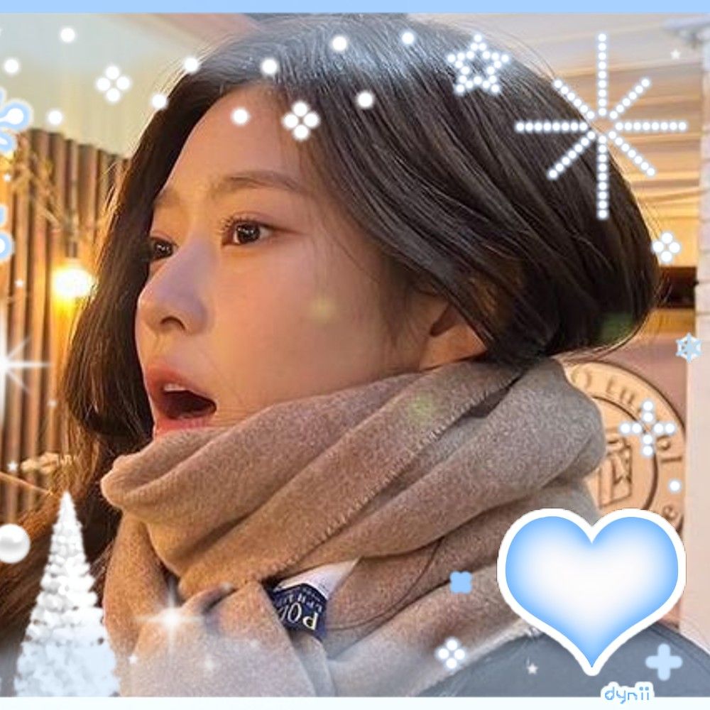 Behind-the-scenes cut of Kim Minju