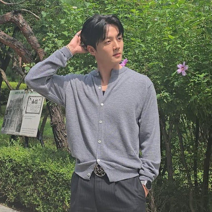 Recent activity shot of Youngbin (SF9)