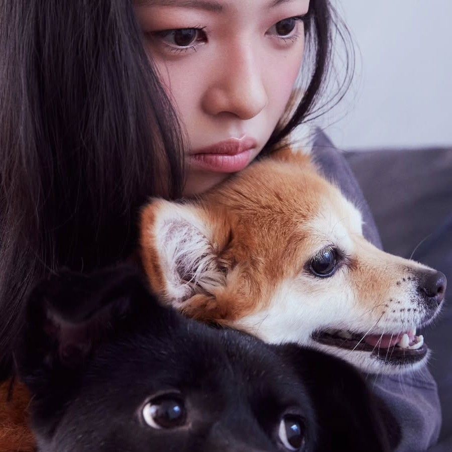 Behind-the-scenes cut of Jeongyeon (TWICE)