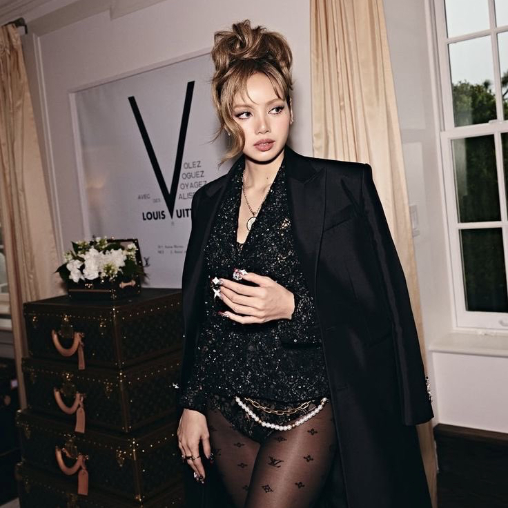 리사 (BLACKPINK) 최근 활동샷