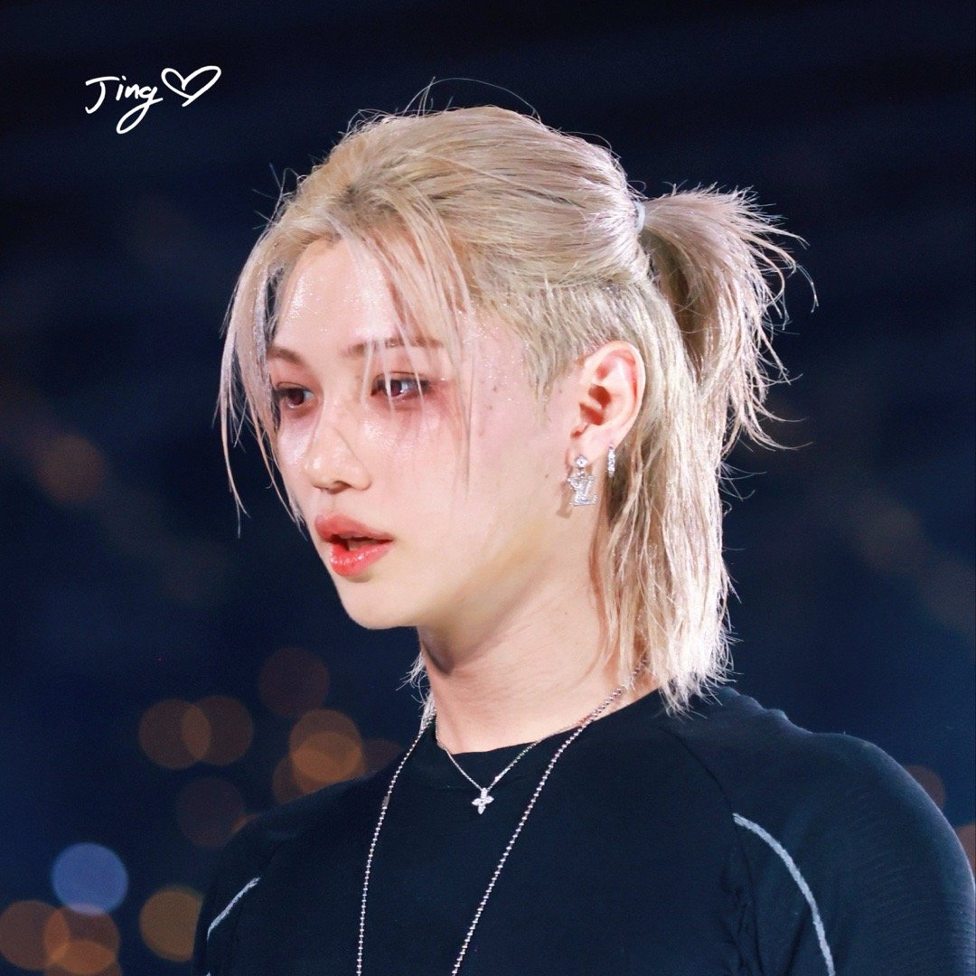 A moment captured by Felix (Stray Kids)'s fan