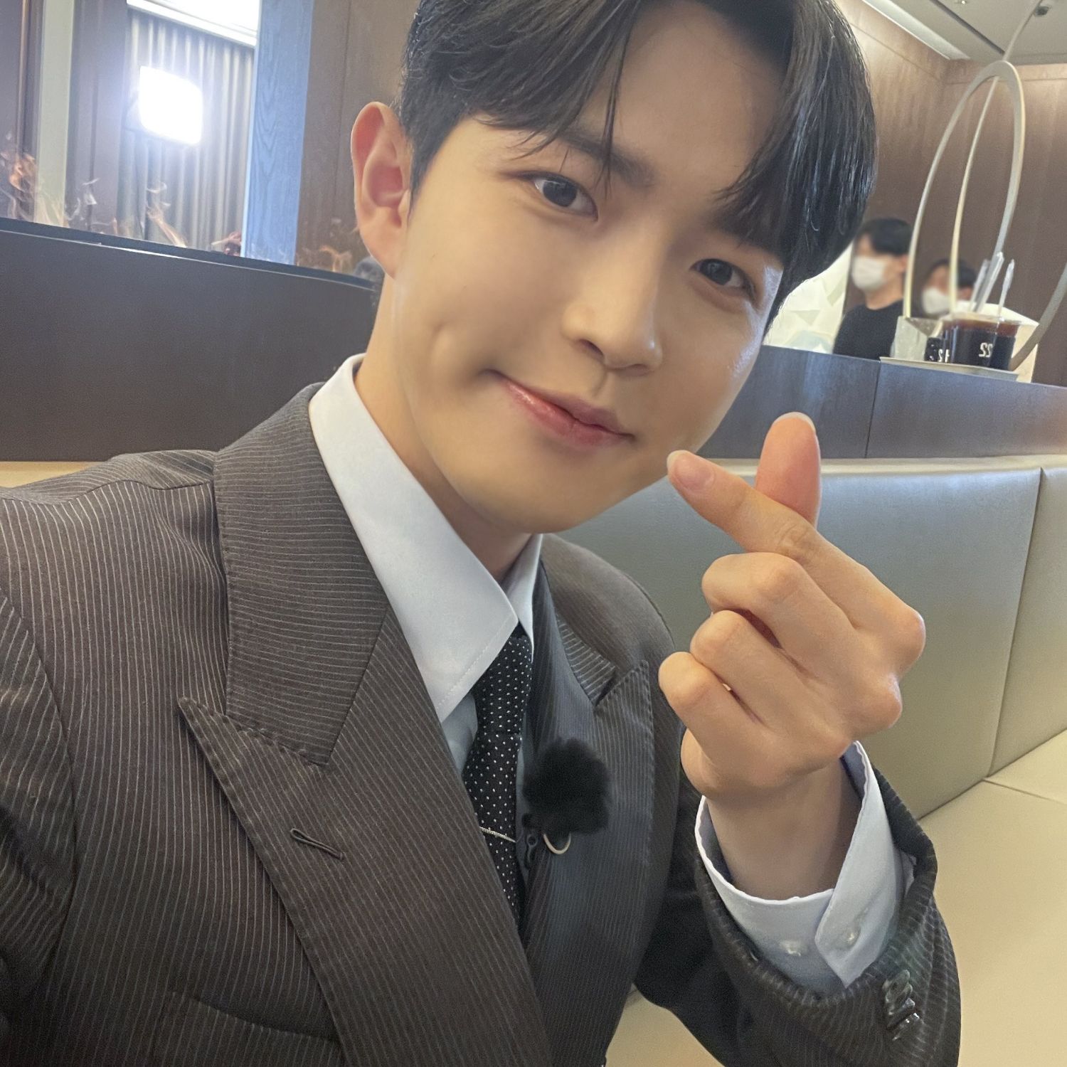 Potret di balik layar Kim Jaehwan