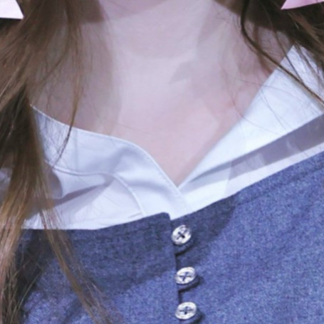 Recent activity shot of Seeun (STAYC)