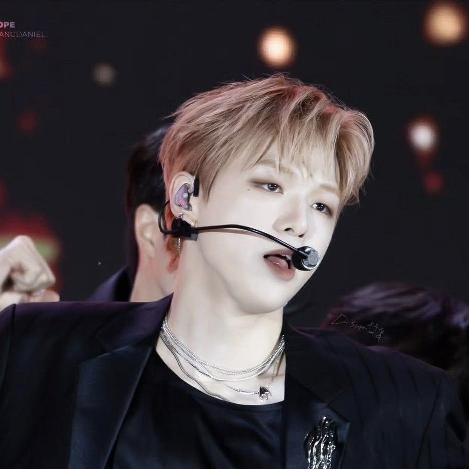 Momen yang diabadikan oleh penggemar Kang Daniel