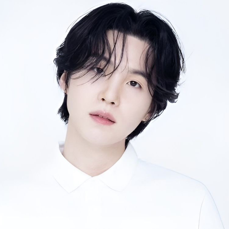 슈가 (방탄소년단)의 최신 사진