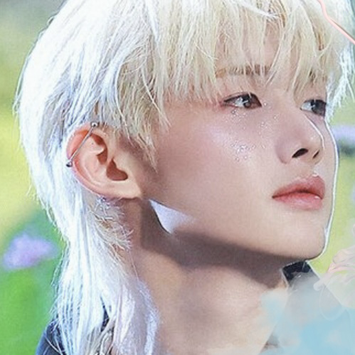 Latest photo of Jo (&TEAM)