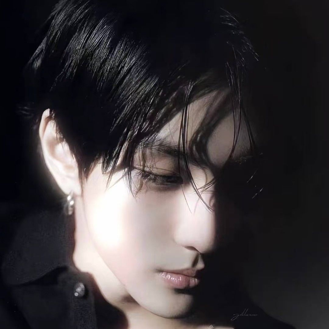 Behind-the-scenes cut of Jungwon (ENHYPEN)