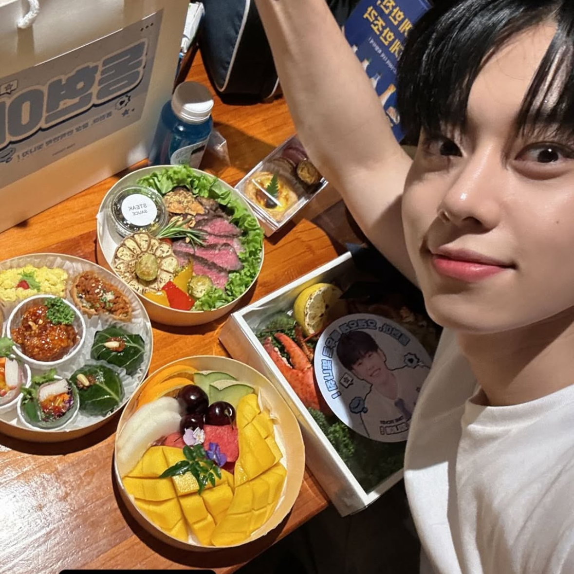 Recent activity shot of Kim Donghyun (AB6IX)
