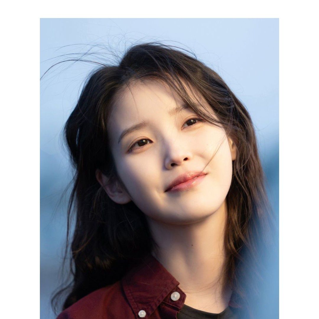 Recent activity shot of IU
