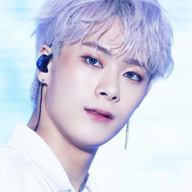Behind-the-scenes cut of Moonbin (ASTRO)